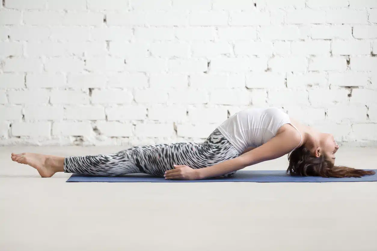 Las posturas de arqueamiento en yoga
