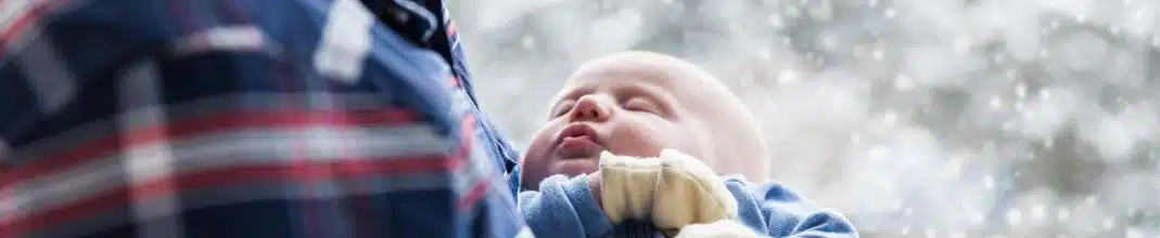 Consejos de pediatría para proteger a tu bebé del frío